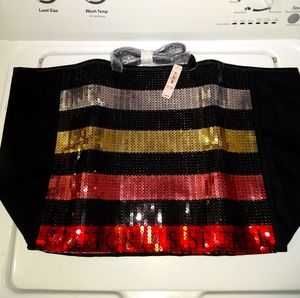 2/$25 NWT Victoria's Secret tote